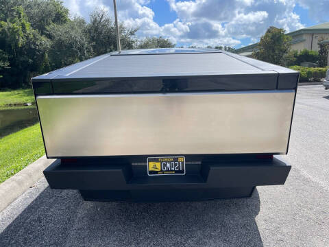 2024 Tesla Cybertruck