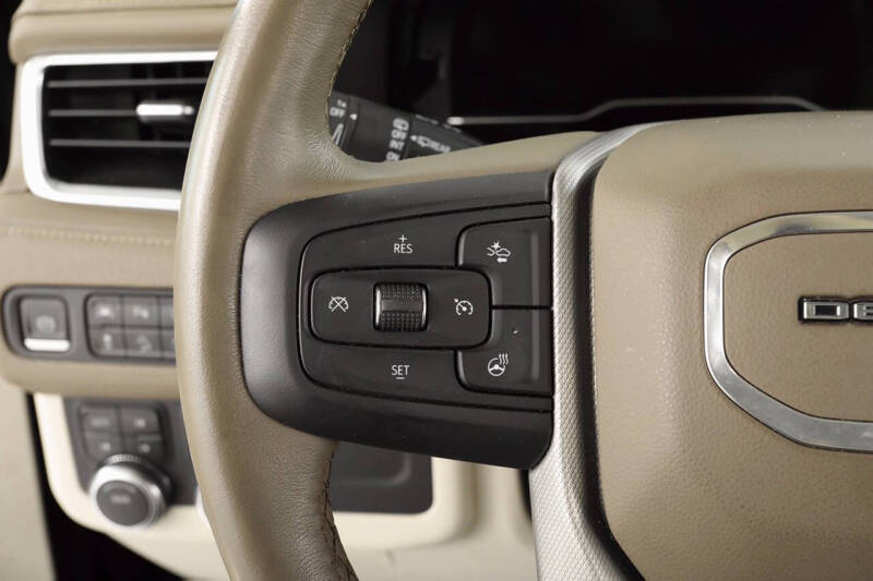 2022 GMC Yukon XL Denali