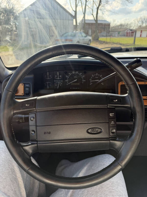 1996 Ford F-150 XLT