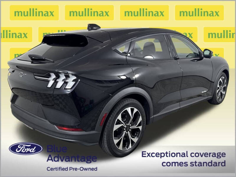 2025 Ford Mustang Mach-E Select