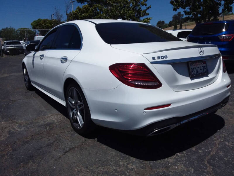2018 Mercedes-Benz E-Class E 300