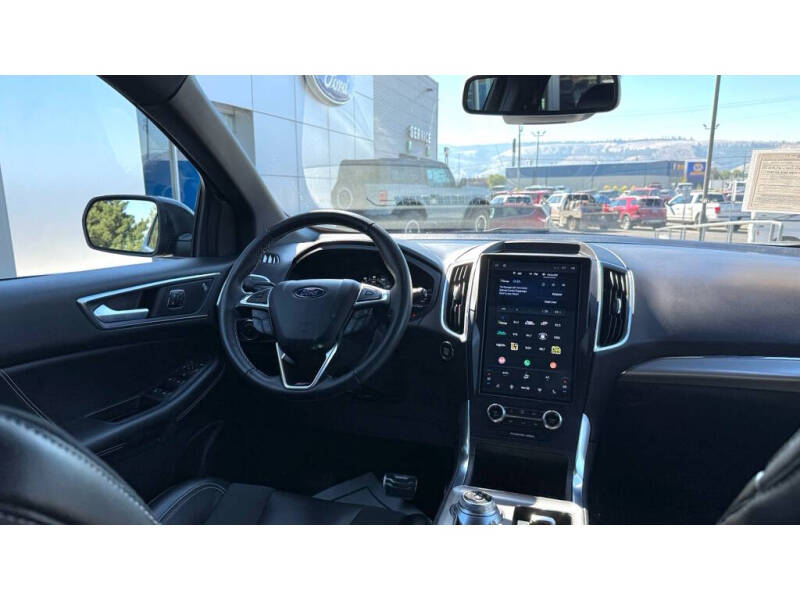 2023 Ford Edge ST