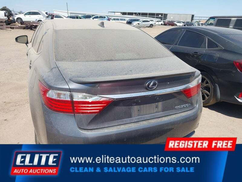 2015 Lexus ES 300h