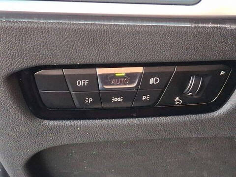 2023 BMW 3 Series 330e