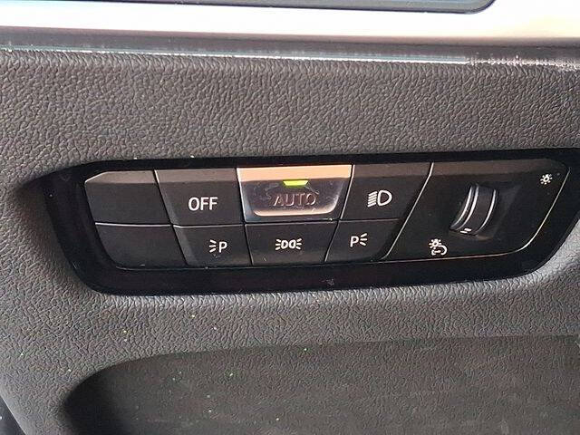 2023 BMW 3 Series 330e