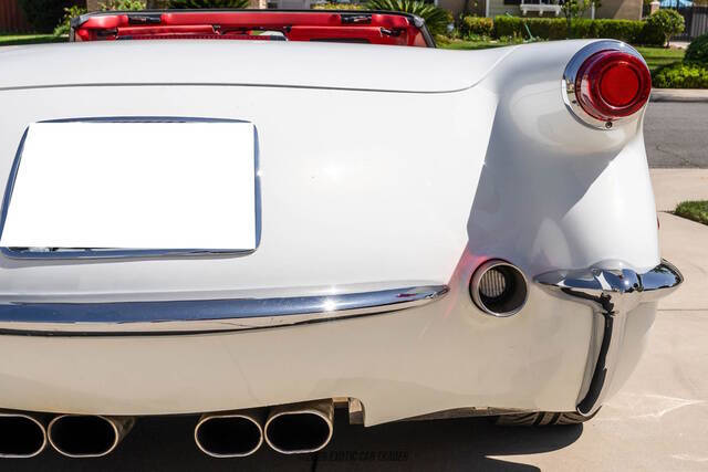 2004 Chevrolet Corvette