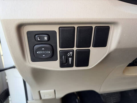 2013 Toyota Prius One