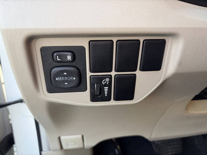 2013 Toyota Prius One