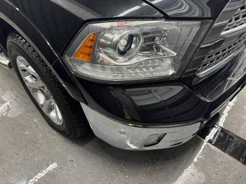 2016 RAM 1500 Laramie