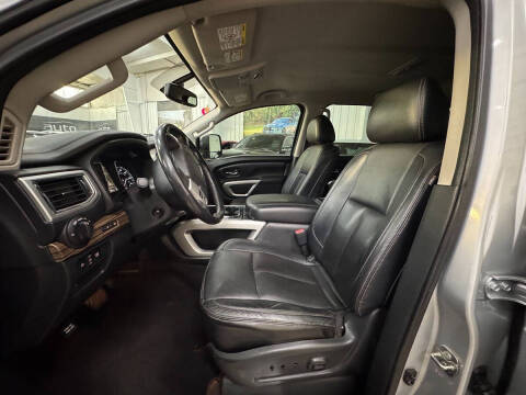 2017 Nissan Titan XD SL