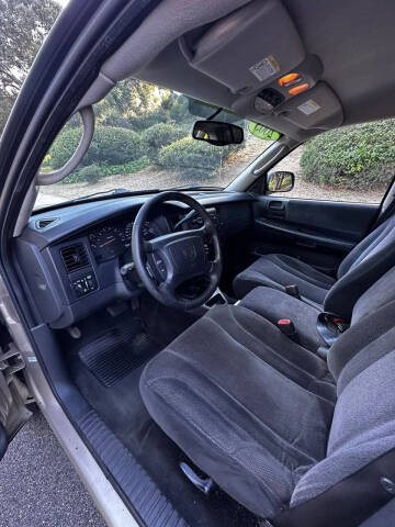 2003 Dodge Dakota