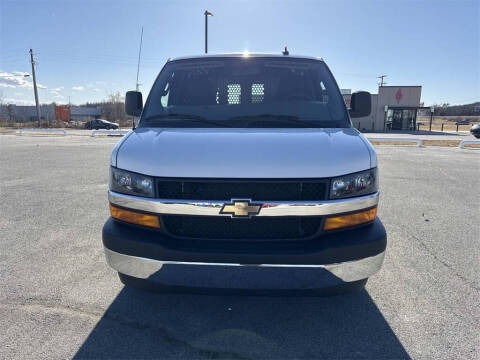 2024 Chevrolet Express 2500