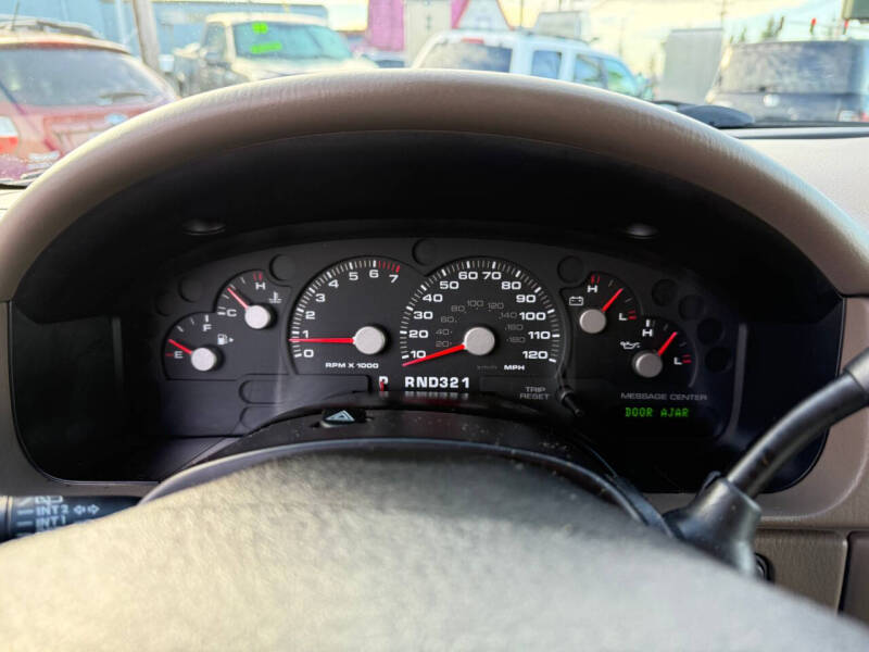 2005 Ford Explorer XLT