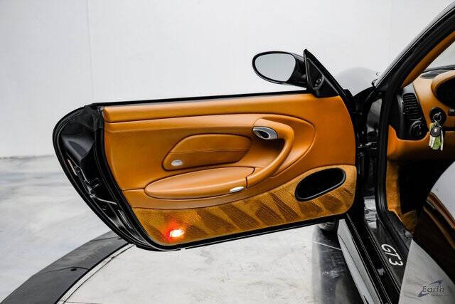 2004 Porsche 911 GT3