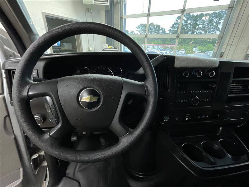2024 Chevrolet Express 2500