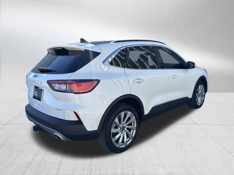 2022 Ford Escape Titanium