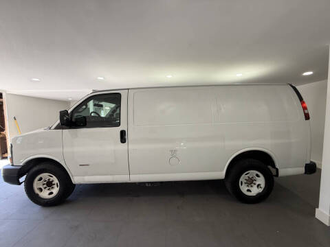 2017 Chevrolet Express 2500