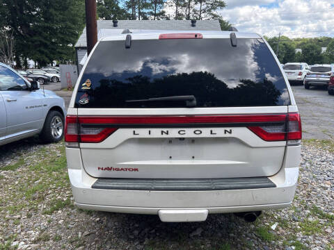 2017 Lincoln Navigator Select