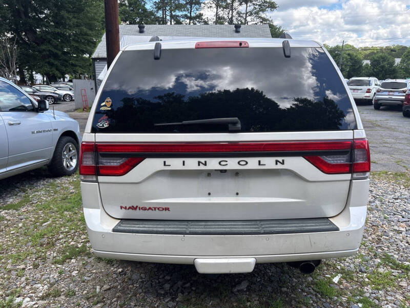 2017 Lincoln Navigator Select