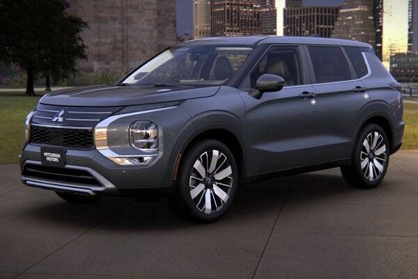 2025 Mitsubishi Outlander SE