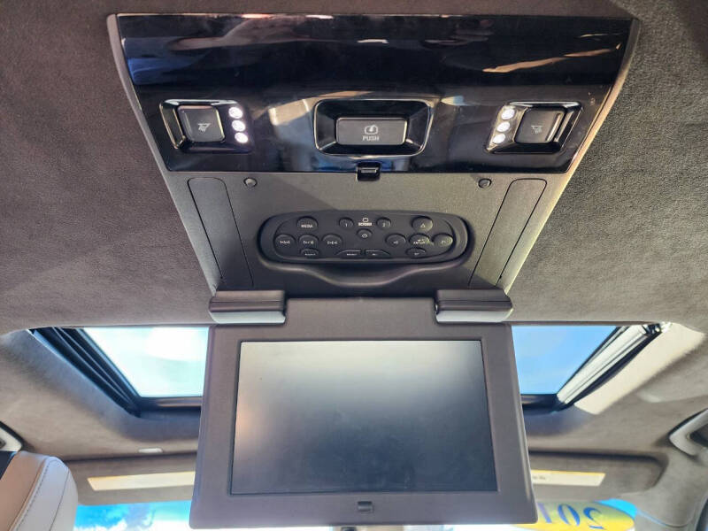 2018 Cadillac Escalade Platinum