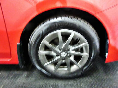 2017 Toyota Prius v Three