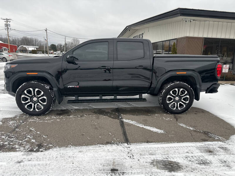 2023 GMC Canyon AT4