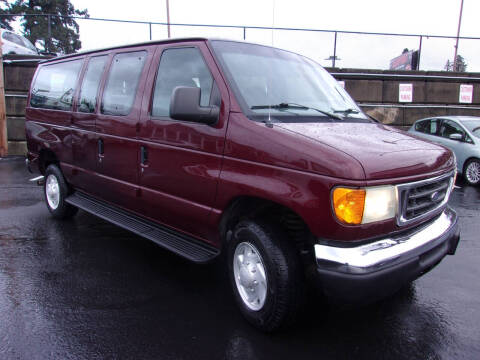 2004 Ford E-Series for sale at Delta Auto Sales in Milwaukie OR