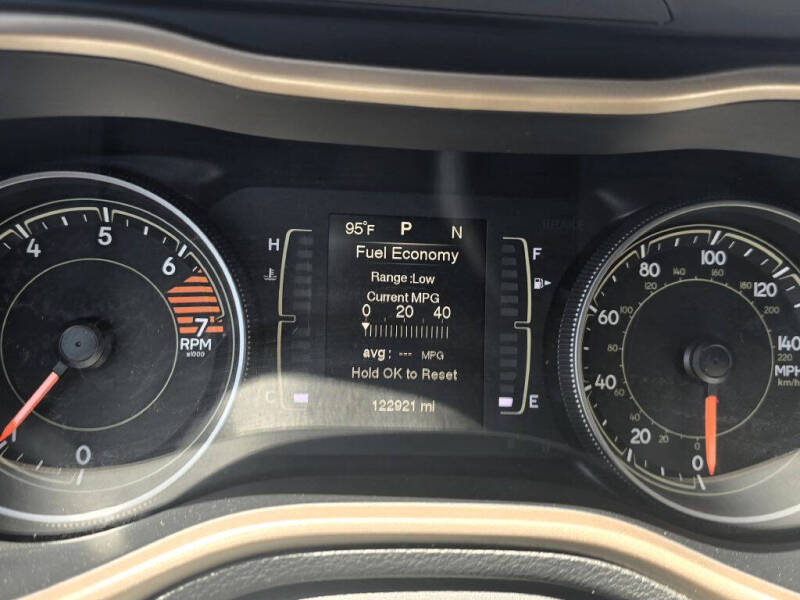 2016 Jeep Cherokee Sport