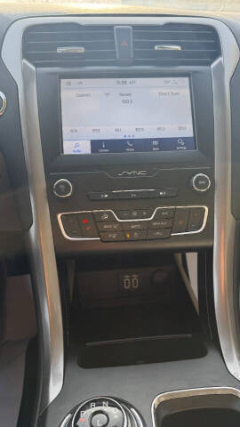 2020 Ford Fusion SEL