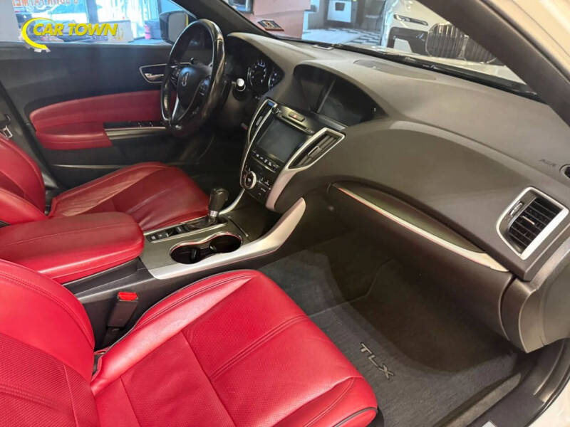 2019 Acura TLX