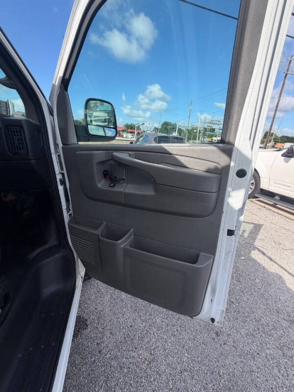 2015 Chevrolet Express 2500