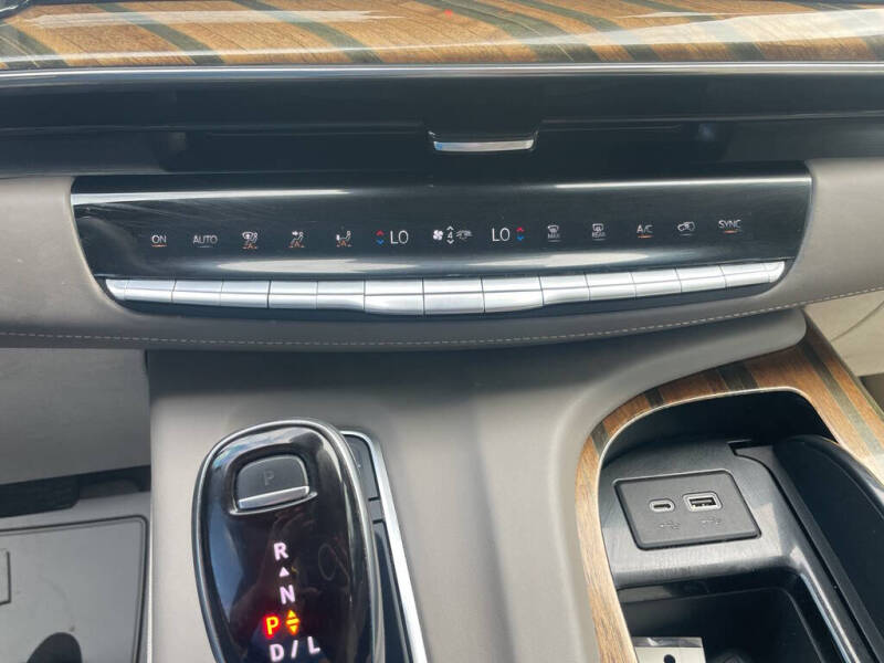 2021 Cadillac Escalade Premium Luxury Platinum