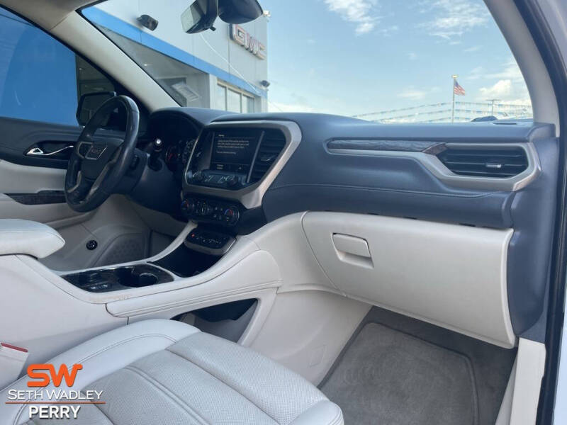 2021 GMC Acadia Denali