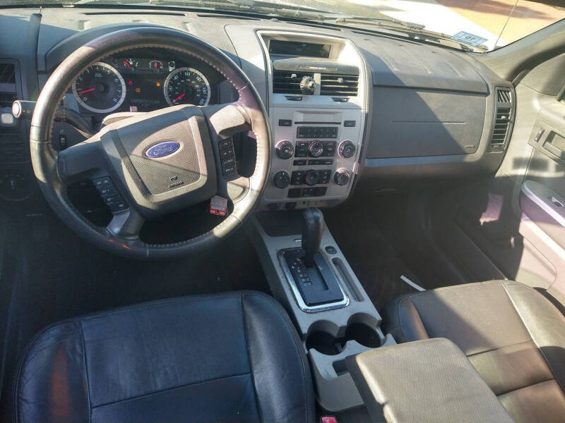 2011 Ford Escape XLT