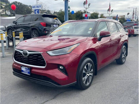 2021 Toyota Highlander for sale at AutoDeals in Hayward CA