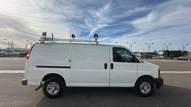 2017 Chevrolet Express 2500