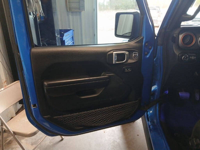 2021 Jeep Gladiator Mojave