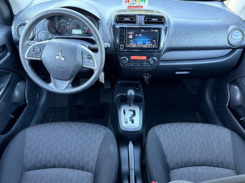 2024 Mitsubishi Mirage ES