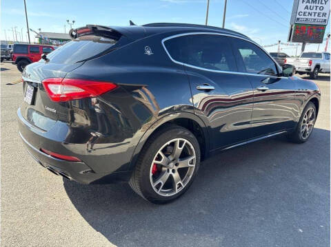 2017 Maserati Levante S