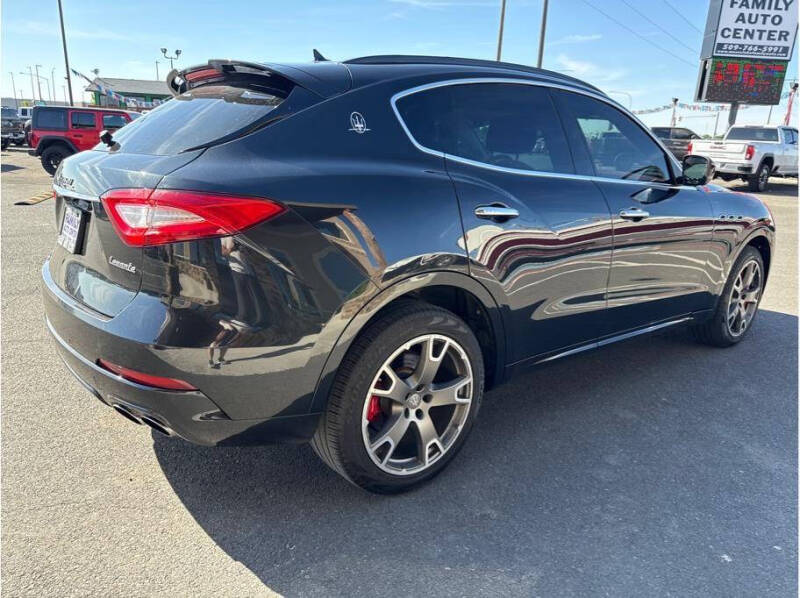 2017 Maserati Levante S