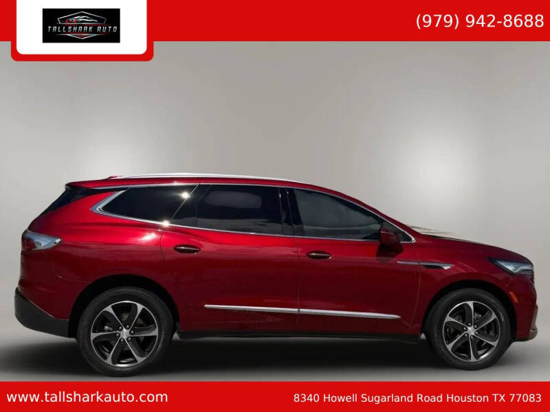 2022 Buick Enclave Essence