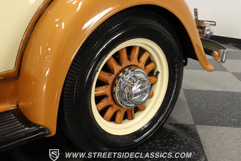 1933 Plymouth Model PD