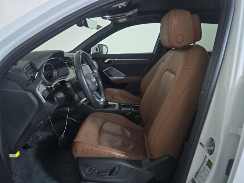 2019 Audi Q3 quattro S line Prem Plus 45 TFSI