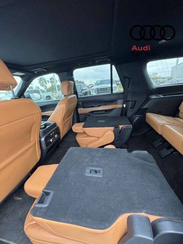 2022 Ford Expedition MAX Platinum