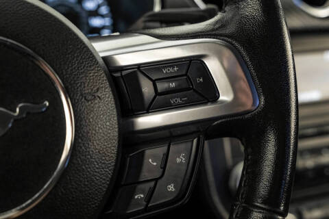 2017 Ford Mustang V6