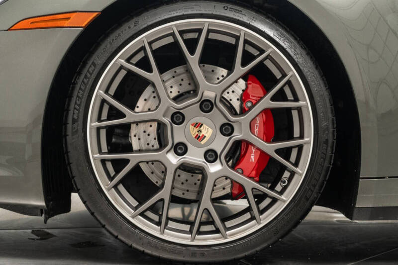 2020 Porsche 911 Carrera S