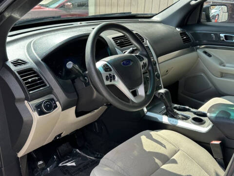 2015 Ford Explorer