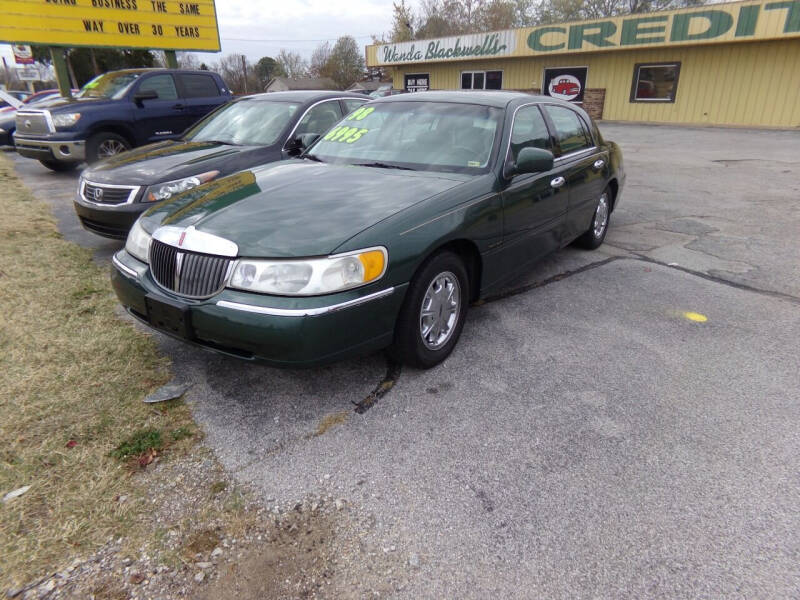 1998 Lincoln Town Car for sale at Credit Cars of NWA in Bentonville AR