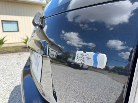 2016 Toyota Prius c Two